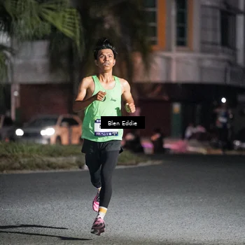 Runner Photo 7674270