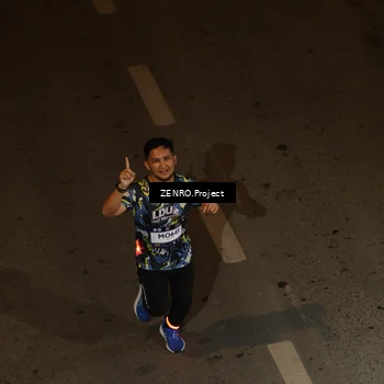 Runner Photo 7674272