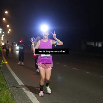 Runner Photo 7674274