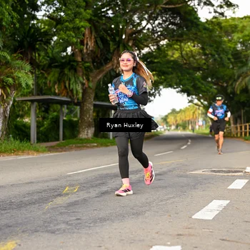Runner Photo 7674276