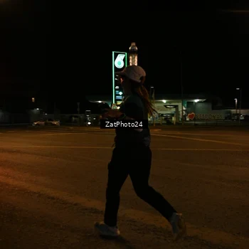 Runner Photo 7674290