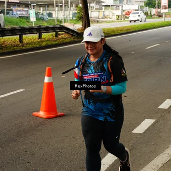 Runner Photo 7674293