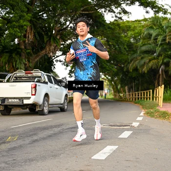 Runner Photo 7674329