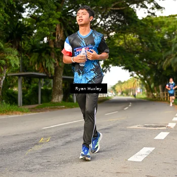 Runner Photo 7674333