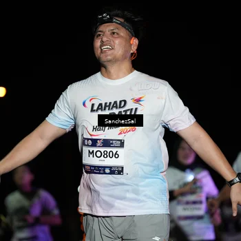 Runner Photo 7674339