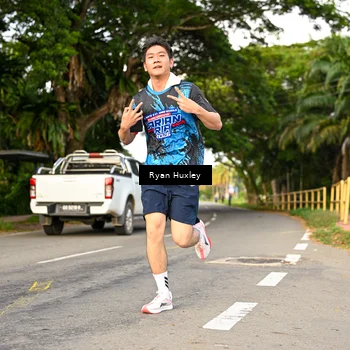 Runner Photo 7674340