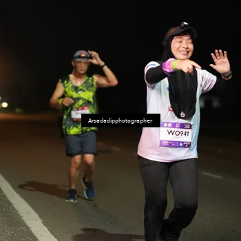Runner Photo 7674342