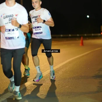 Runner Photo 7674351