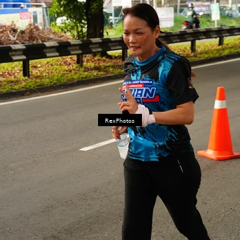 Runner Photo 7674353