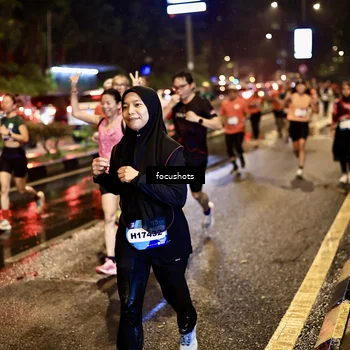 Runner Photo 7674356
