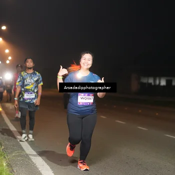 Runner Photo 7674364