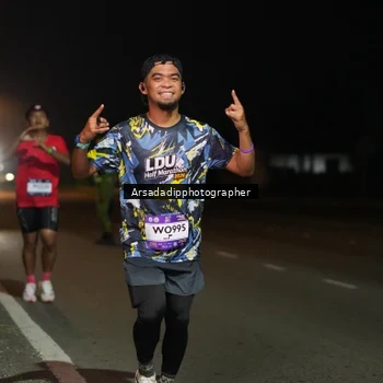 Runner Photo 7674368