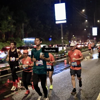 Runner Photo 7674377