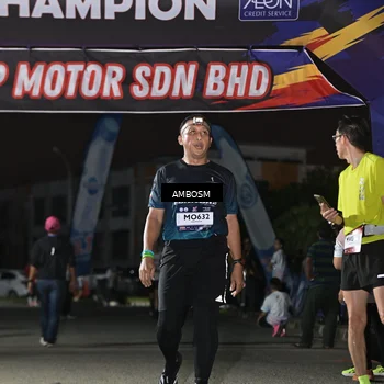 Runner Photo 7674396