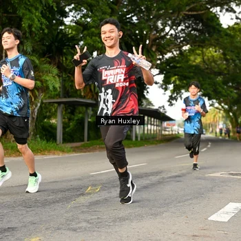 Runner Photo 7674418