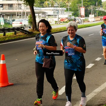 Runner Photo 7674421
