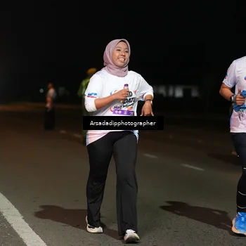 Runner Photo 7674429