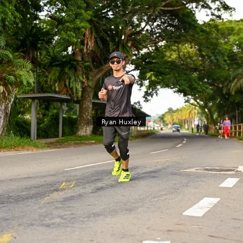 Runner Photo 7674449