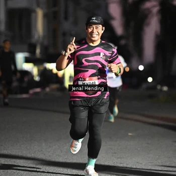 Runner Photo 7674453