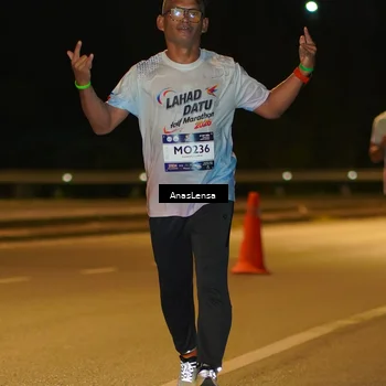 Runner Photo 7674455