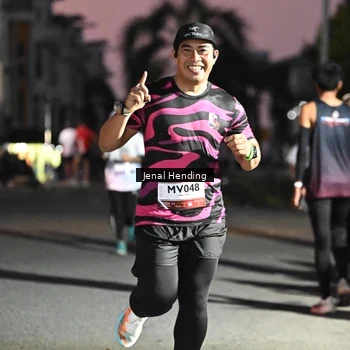 Runner Photo 7674466