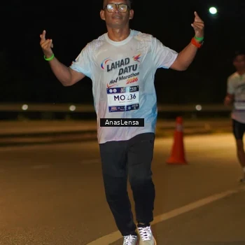 Runner Photo 7674469