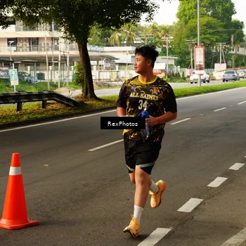Runner Photo 7674477