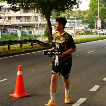 Runner Photo 7674481