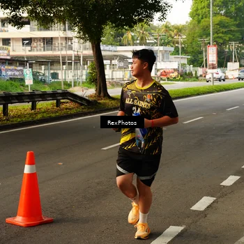 Runner Photo 7674491