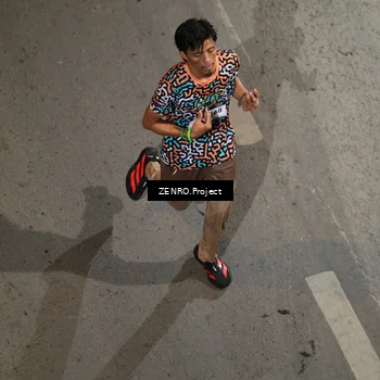 Runner Photo 7674506