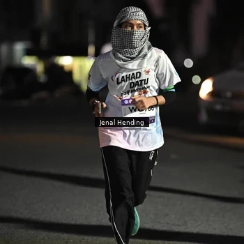 Runner Photo 7674513