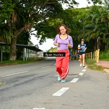 Runner Photo 7674515