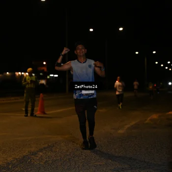 Runner Photo 7674516