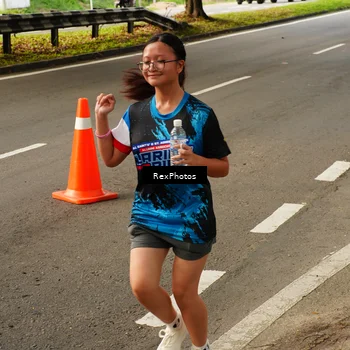Runner Photo 7674517