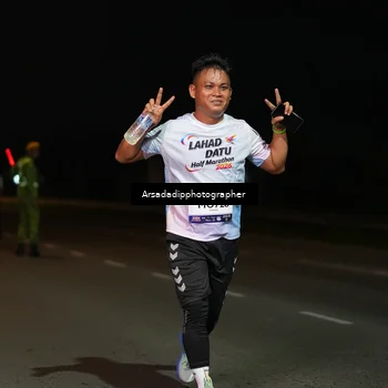 Runner Photo 7674534
