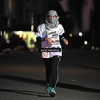 Runner Photo 7674540