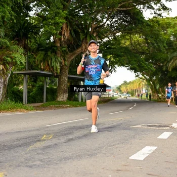 Runner Photo 7674547