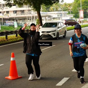 Runner Photo 7674563