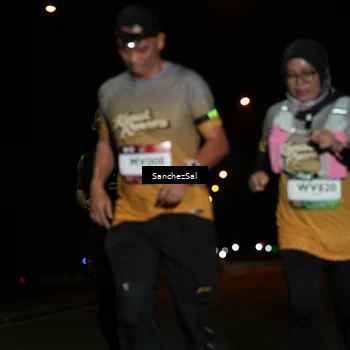 Runner Photo 7674575