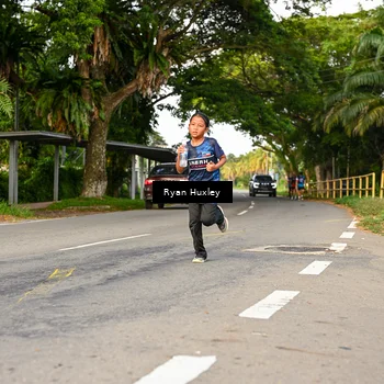 Runner Photo 7674584