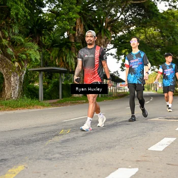 Runner Photo 7674590