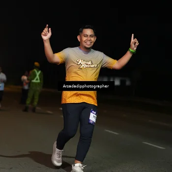 Runner Photo 7674600