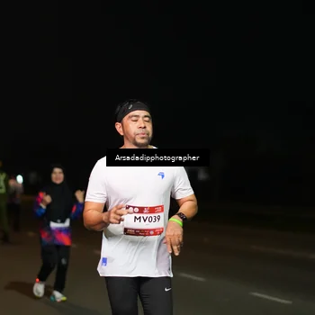 Runner Photo 7674619