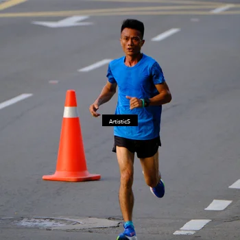 Runner Photo 7674627