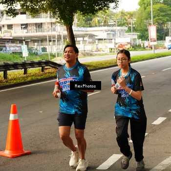 Runner Photo 7674639