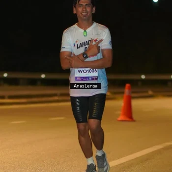 Runner Photo 7674641
