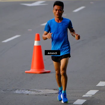 Runner Photo 7674656