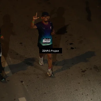 Runner Photo 7674662