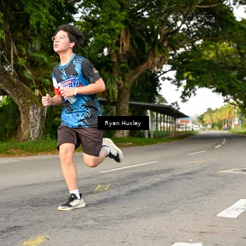 Runner Photo 7674673