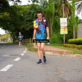 Runner Photo 7674682